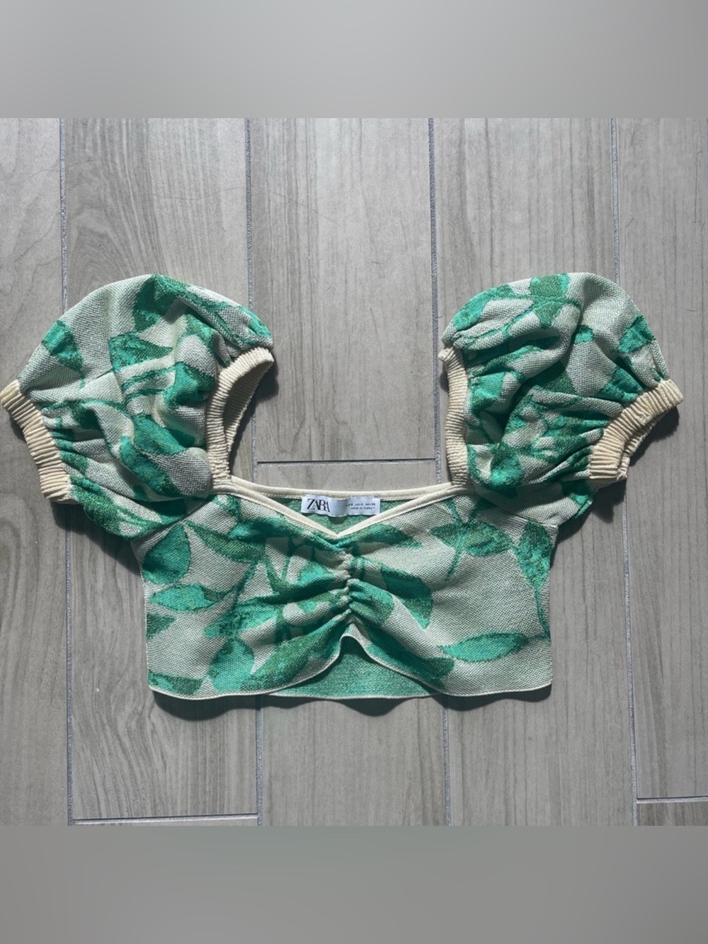 Zara Green Leaf Puff-Sleeve Ruched Crop Top
